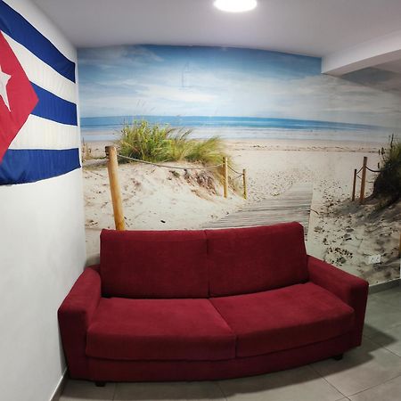 דירות אלמריה El Rinconcito Cubano En La Playa מראה חיצוני תמונה
